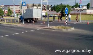 В Гродно около пешеходного перехода ЗИЛ насмерть сбил женщину
