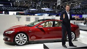 Tesla вынуждала клиентов скрывать информацию о поломках машин