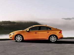 Volvo начала производство длиннобазного S60 в Китае