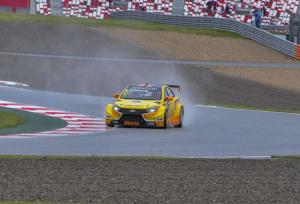 Ник Катсбург и Габриэле Тарквини оформили второй победный дубль для Lada Sport в Москве