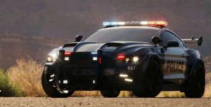 В Сети опубликовали фото обновленного Ford Mustang из фильма "Трансформеры"