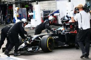 Вторая подряд гонка без очков для McLaren