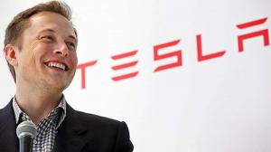 Автомобили Tesla смогут заряжаться от солнца