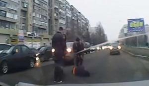 В Алматы под колесами "Тойоты" погибла девушка