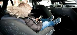 МВД предложило разрешить возить детей без автокресла с семи лет