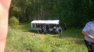 В Красноярском крае из-за пьяного водителя рейсового автобуса в ДТП пострадали 16 человек