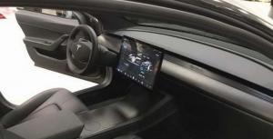 Прототип Tesla Model 3 был обнаружен в сервисном центре 