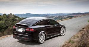 Tesla согласилась выкупить у автовладельца неисправную Model X после судебного иска