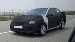 Шпионы сфотографировали новый Kia Rio