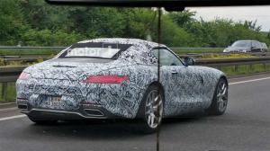 Mercedes-Benz вывел на тесты соперника кабриолета Porsche 911 