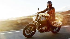 Новый мотоцикл BMW R nineT Scrambler представят 17 сентября в Германии