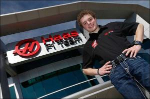 Сантино Феруччи проведёт два дня тестов с Haas