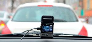 Сотрудникам ДПС выдадут около 700 видеорегистраторов