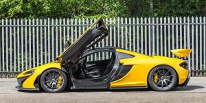 2016 McLaren P1 