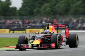 Риккардо: В Ferrari наверняка дадут нам бой
