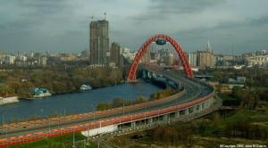 В Москве произошло ДТП на Живописном мосту