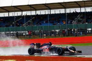 Дождь не помешал тестам Toro Rosso
