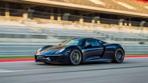 Porsche проверит ремни безопасности на всех экземплярах 918 Spyder