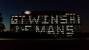 Штаб-квартира Ford «поздравила» купе GT с победой в «Ле-Мане»