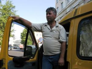 На востоке Москвы столкнулись две маршрутки, пострадали три человека