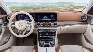 В Европе стартовали продажи универсала Mercedes-Benz E-Class нового поколения 