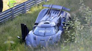 Одним меньше: уникальный гиперкар Koenigsegg «разложили» на Нюрбургринге 