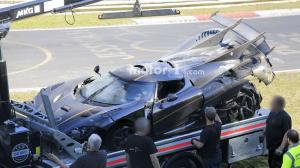 Одним меньше: уникальный гиперкар Koenigsegg «разложили» на Нюрбургринге 