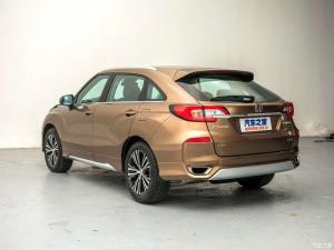 Опубликованы фотографии нового кроссовера Honda Avancier 