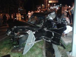 Двое парней погибли в серьезном ДТП на улице Саина в Алматы
