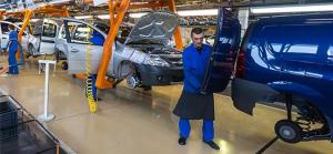 За месяц производство автомобилей в России упало на 5%