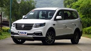 Dongfeng вывела на домашний рынок новый семиместный вседорожник