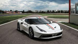 Эксклюзивные суперкары Ferrari раскупили на пять лет вперед