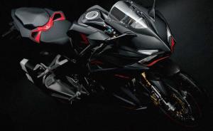 Первые фото Honda CBR250RR 2017
