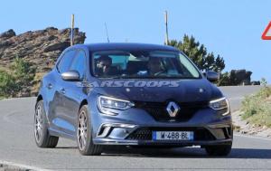 Компания Renault приступила к тестам нового Megane RS