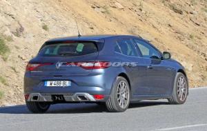 Шпионские снимки Renault Megane RS 2107 года 