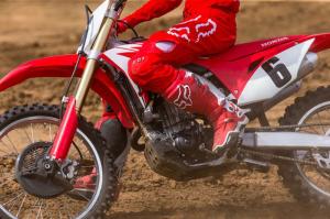 Шпионские фото Honda CRF450R 2017