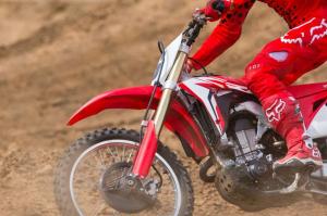 Шпионские фото Honda CRF450R 2017