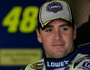 Джимми Джонсон выиграл шестой чемпионский титул в NASCAR