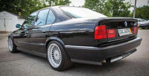 1991 BMW M5 