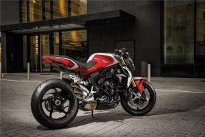 Компания MV Agusta ведёт переговоры с тремя инвесторами