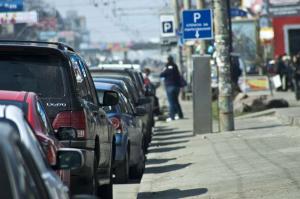 После ремонта дорог количество парковочных мест в Москве сократится почти на 10%