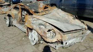 Сгоревший Porsche 911 Carrera 