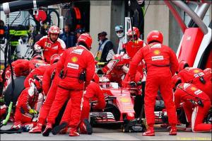 Гаскойн призывает Ferrari к стабильности