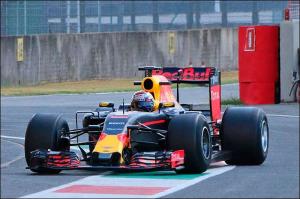 Буэми провёл третий день тестов Pirelli