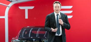 Илон Маск назвал дату премьеры грузовика и микроавтобуса Tesla