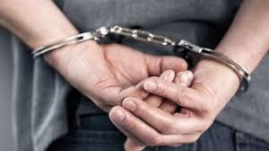 В Белоруссии сотрудник техосмотра получил пять лет тюрьмы за взятки мороженым