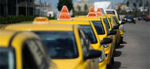 Власти Москвы отказались вводить единый тариф на такси