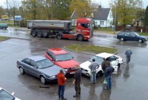 В Казахстане по вине водителей совершается более 80% ДТП