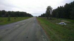 Иномарка с подростками опрокинулась под Новосибирском, погибла девушка