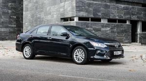 Toyota Camry остается бестселлером марки в России